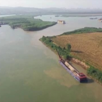 【中央環(huán)保督察】洞庭湖非法采砂整改進展如何？已有幾十家違規(guī)砂石場全面取締限期整改